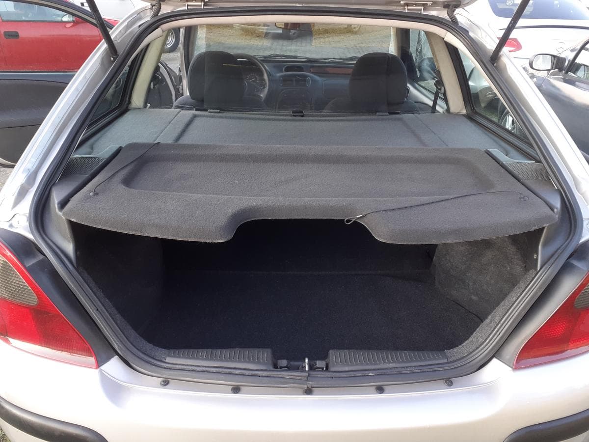 Rover 25 2.0 · Ano 2000 — imagem 10