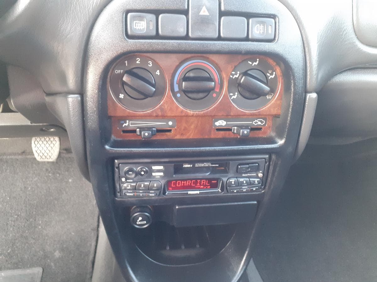 Rover 25 2.0 · Ano 2000 — imagem 18