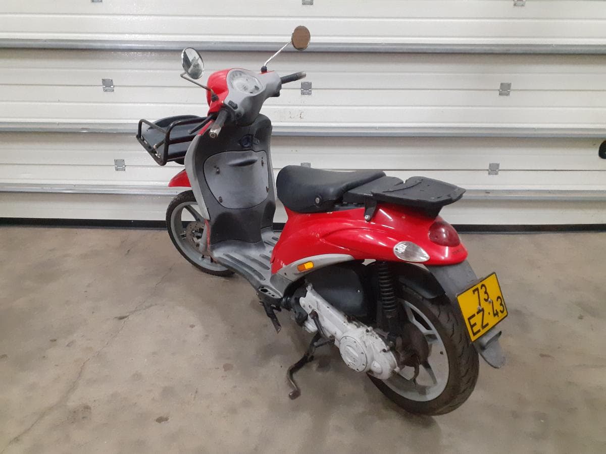 Piaggio Liberty · Ano   73-EZ-43 — imagem 3