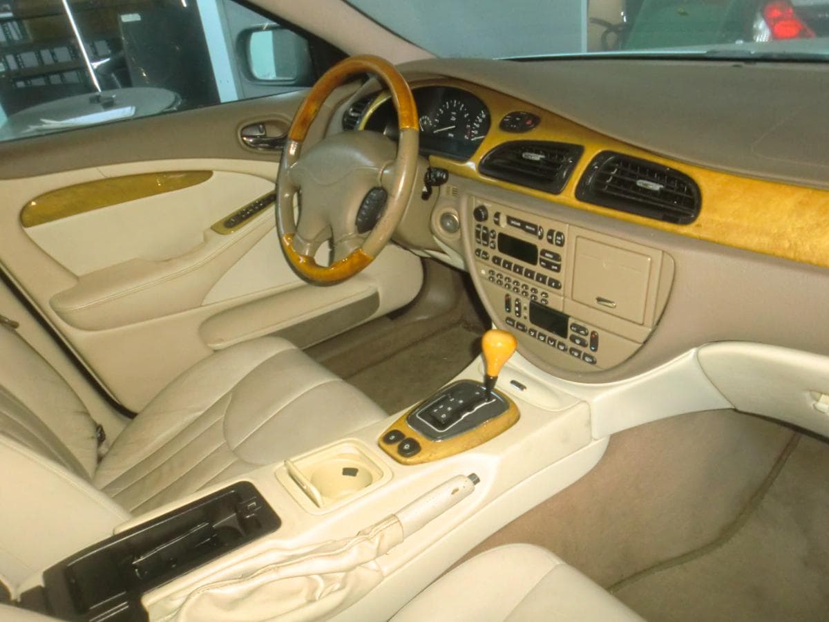 Jaguar S-type — imagem 5