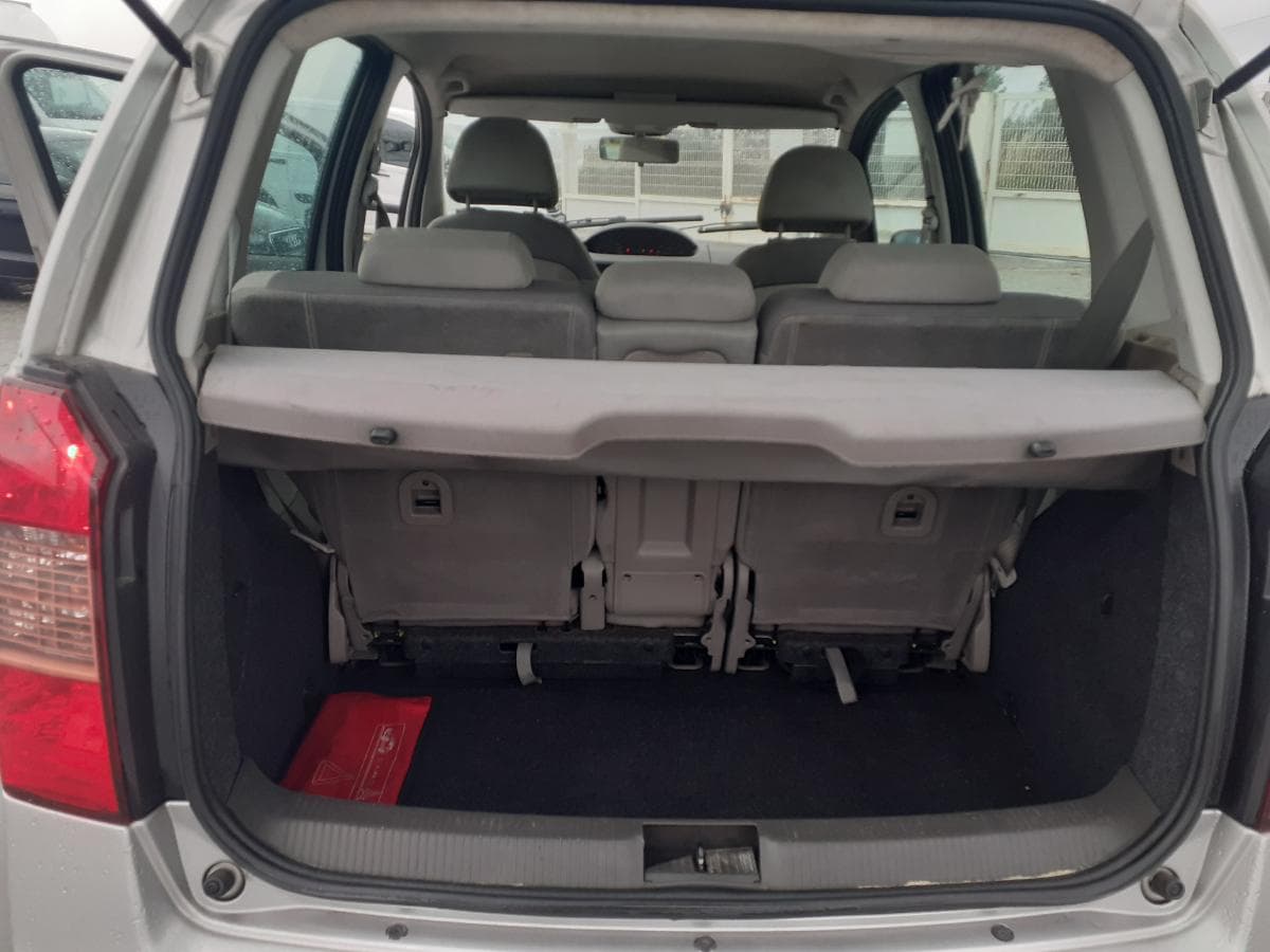 Fiat Idea 1.2 · Ano 2005 — imagen 10