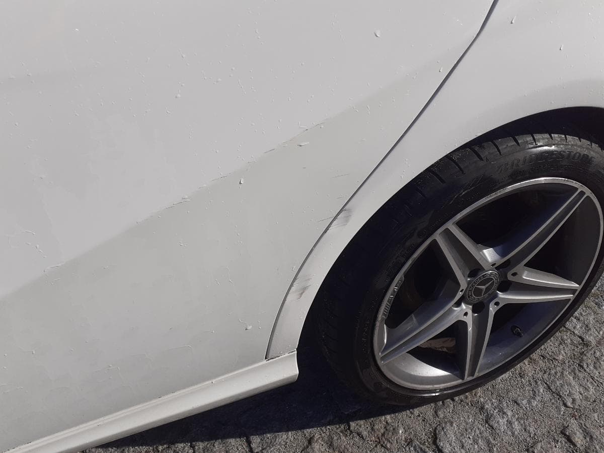 Mercedes-Benz B180 · Ano 2016 — imagen 9