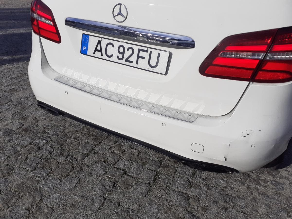 Mercedes-Benz B180 · Ano 2016 — imagen 10