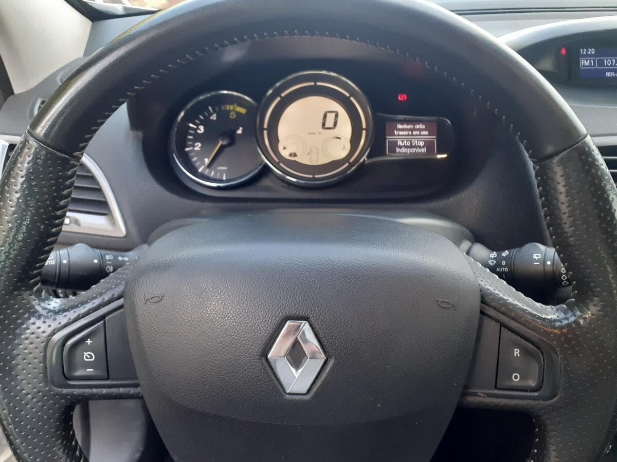 Renault Mégane 1.5 DCI · Ano 2013 — image 15