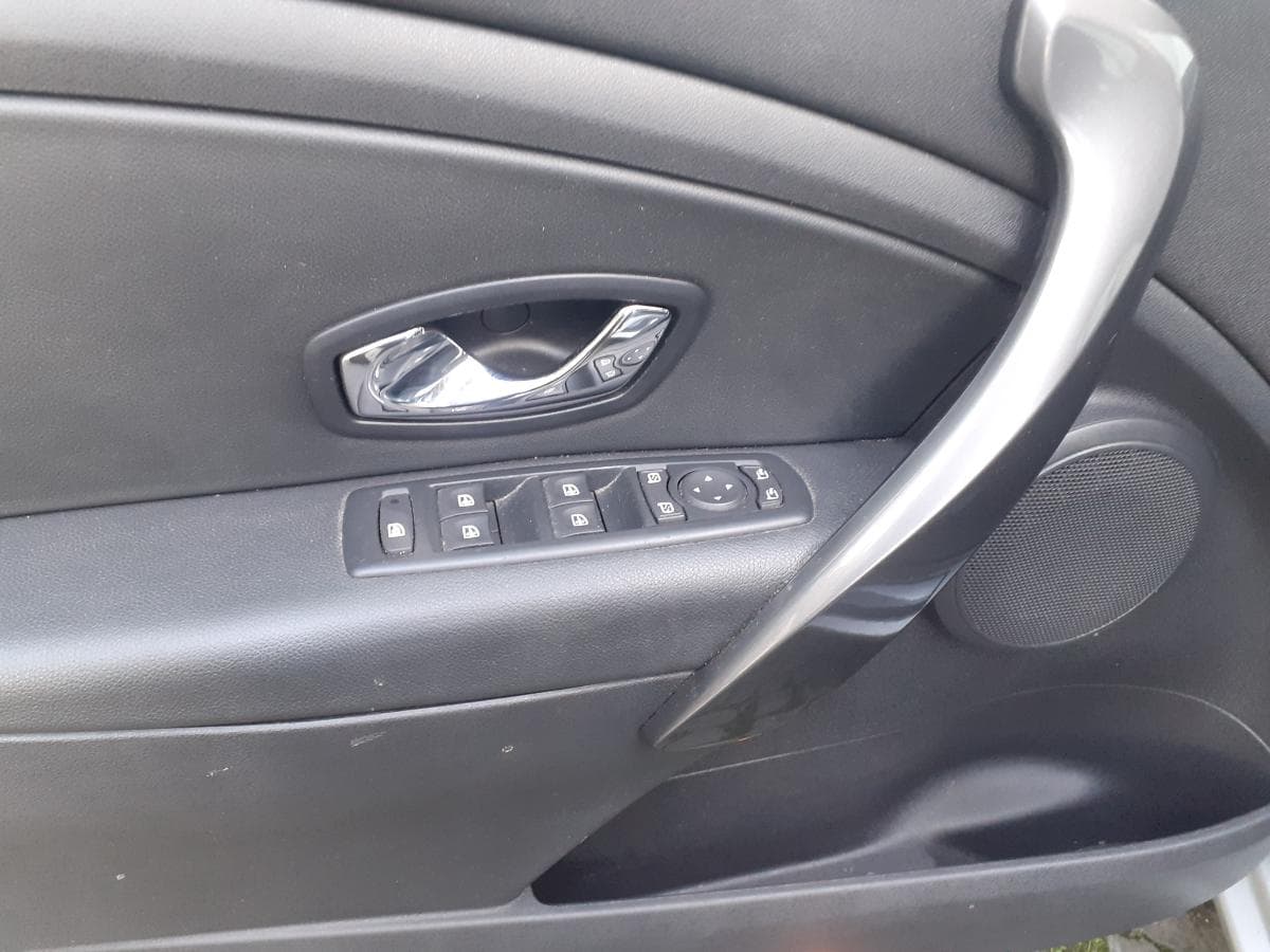 Renault Mégane 1.5 DCI · Ano 2013 — image 19