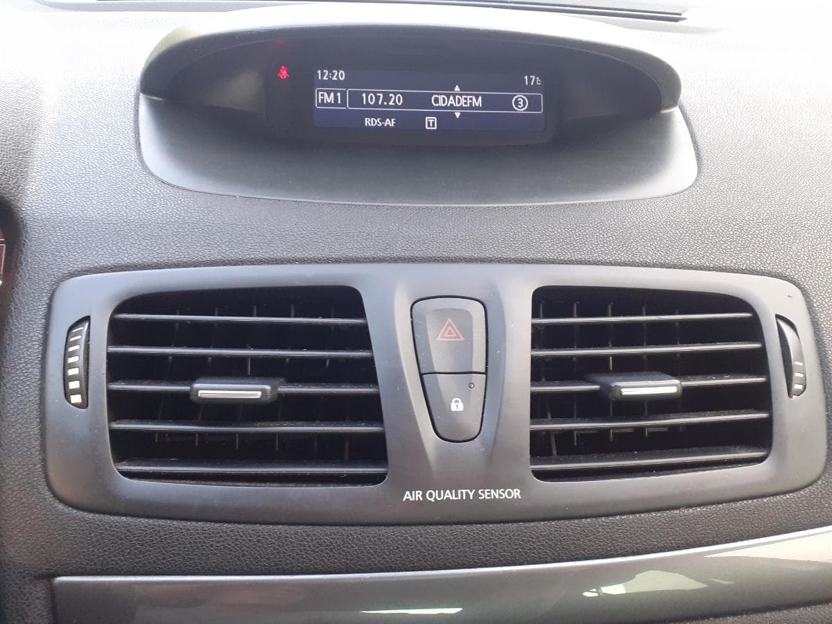 Renault Mégane 1.5 DCI · Ano 2013 — image 25