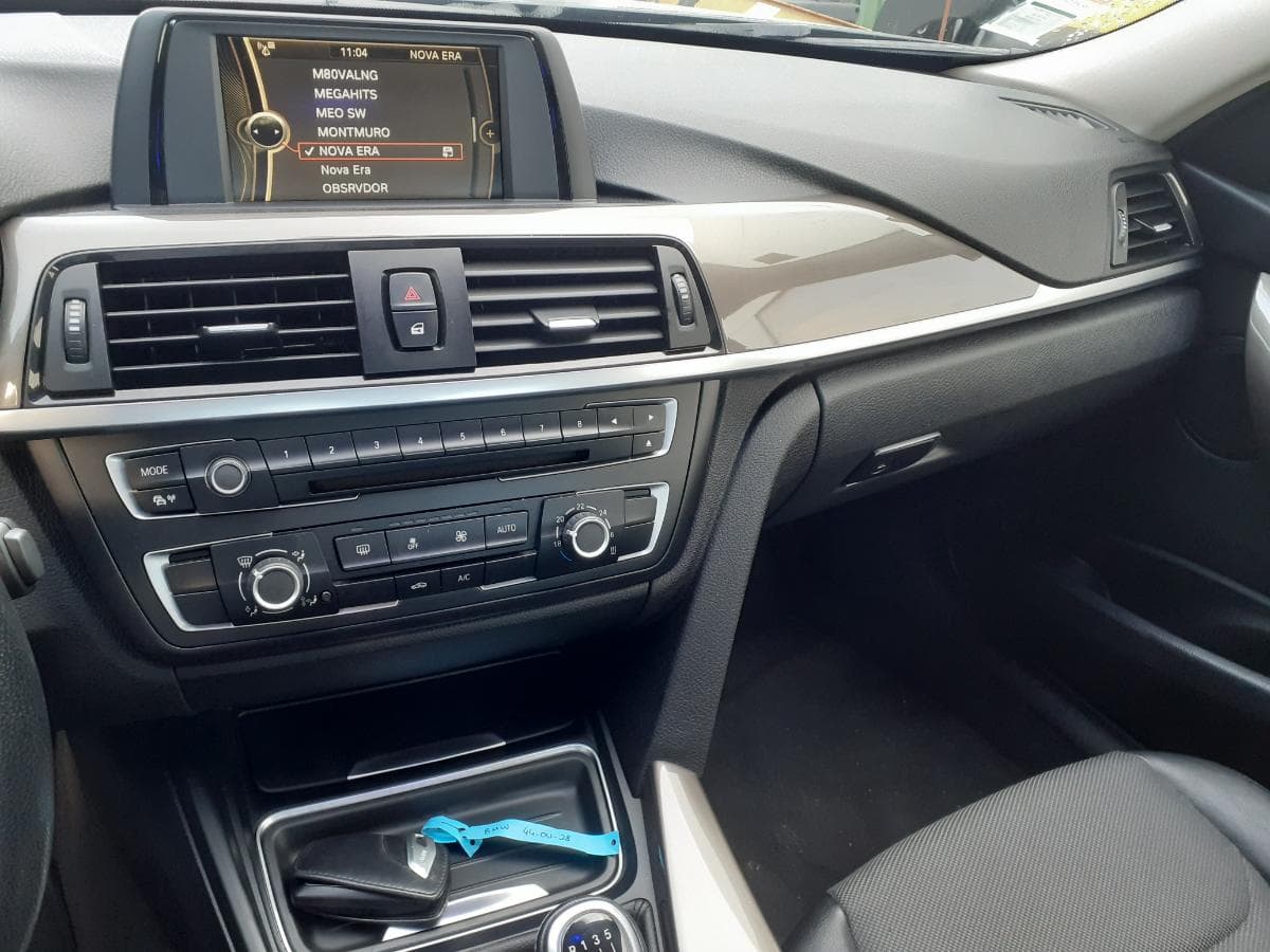 BMW 320D · Ano 2014 — imagen 21