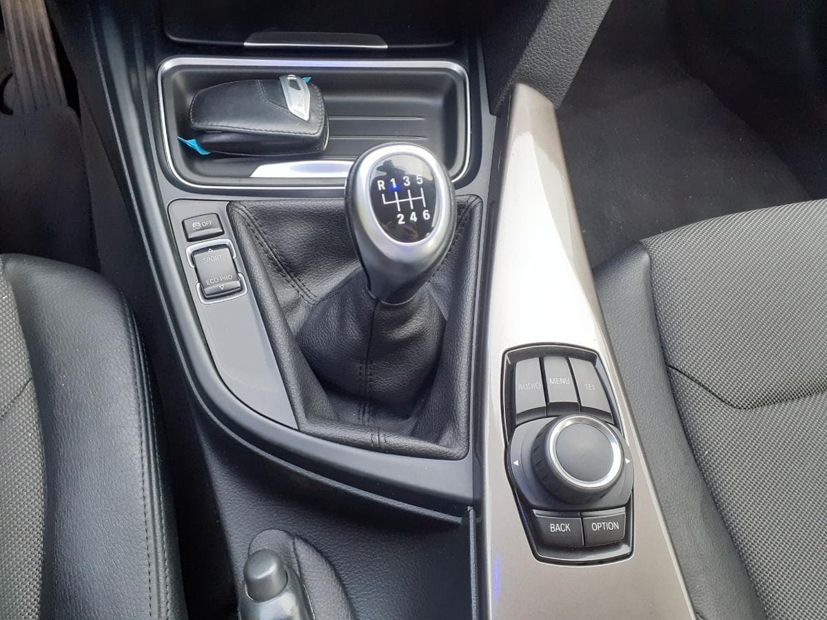 BMW 320D · Ano 2014 — imagen 20