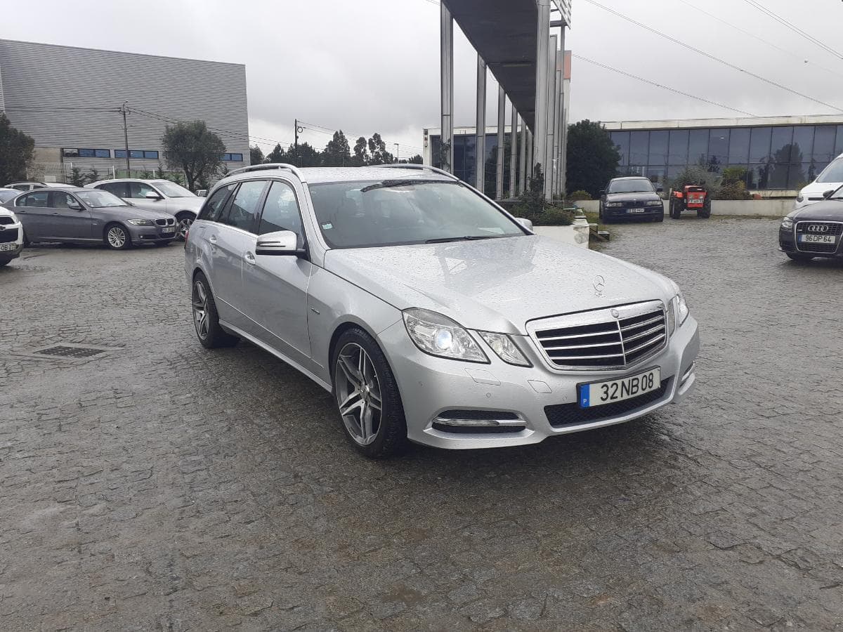 Mercedes-Benz E250 CDI · Ano 2012 — imagen 1