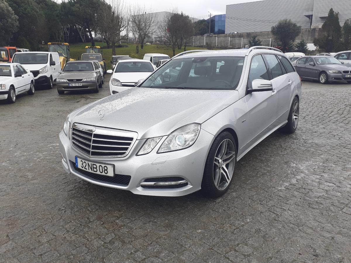 Mercedes-Benz E250 CDI · Ano 2012 — imagen 3