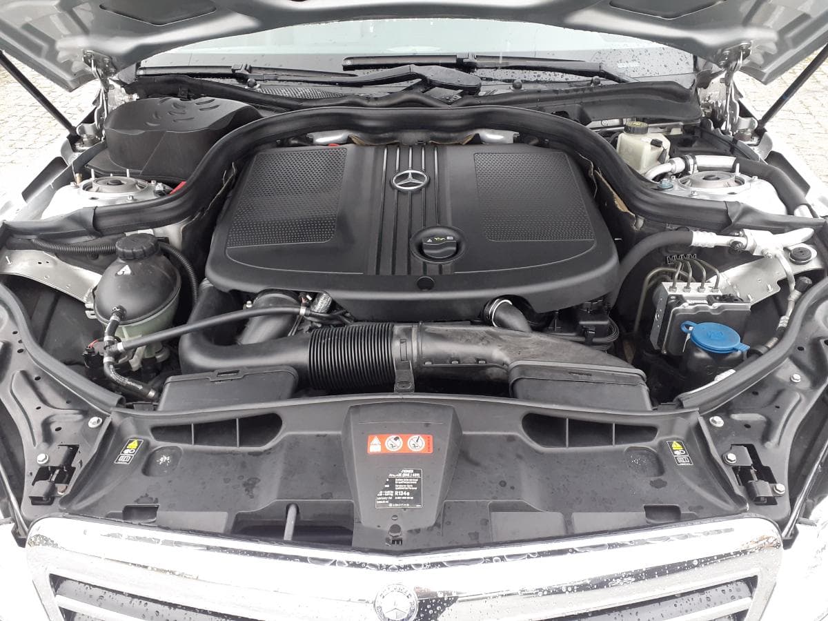 Mercedes-Benz E250 CDI · Ano 2012 — imagen 10