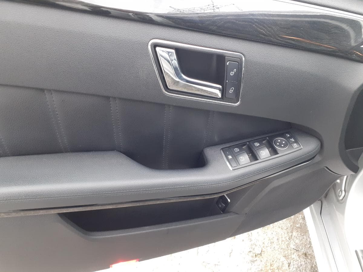 Mercedes-Benz E250 CDI · Ano 2012 — imagen 17