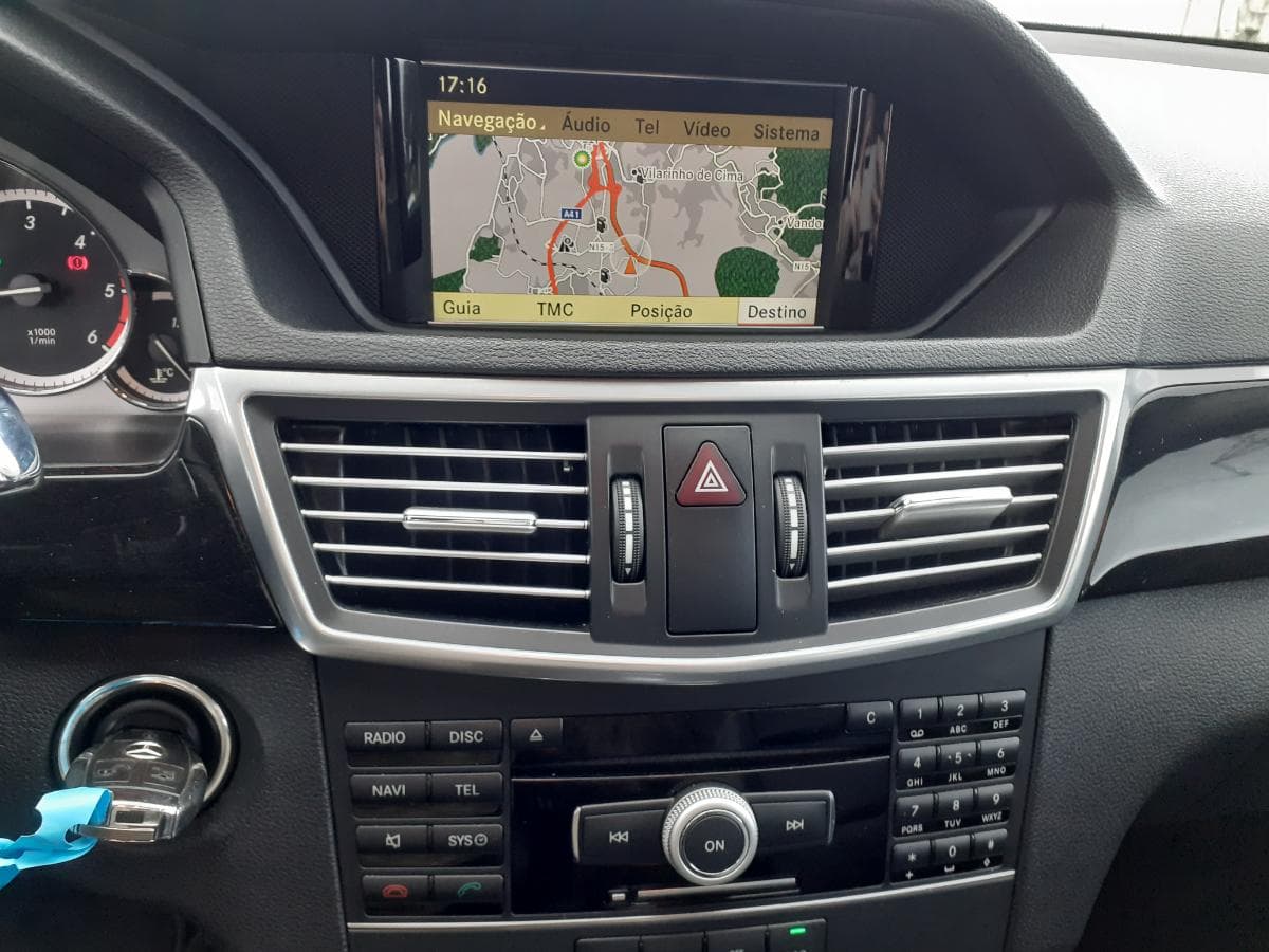 Mercedes-Benz E250 CDI · Ano 2012 — imagen 19