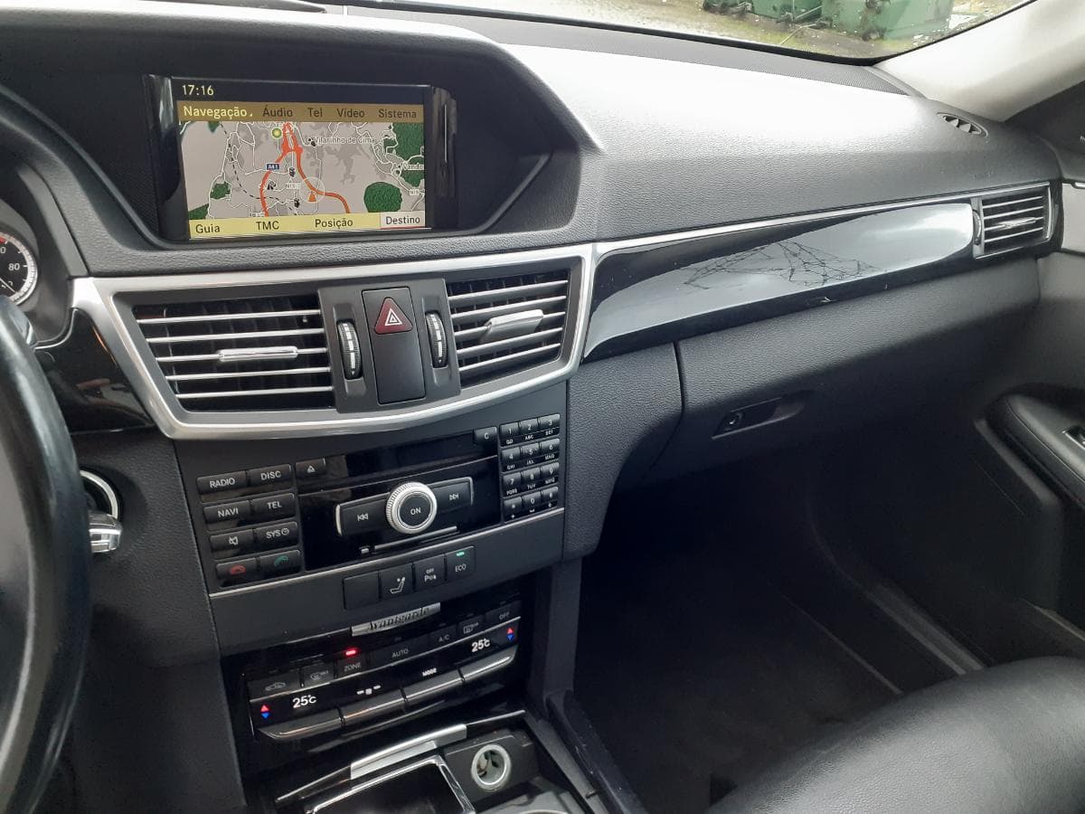 Mercedes-Benz E250 CDI · Ano 2012 — imagen 20
