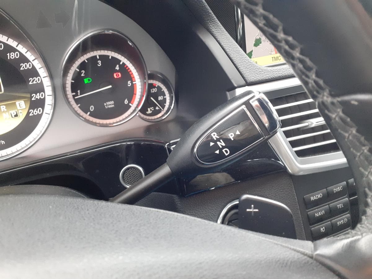 Mercedes-Benz E250 CDI · Ano 2012 — imagen 24