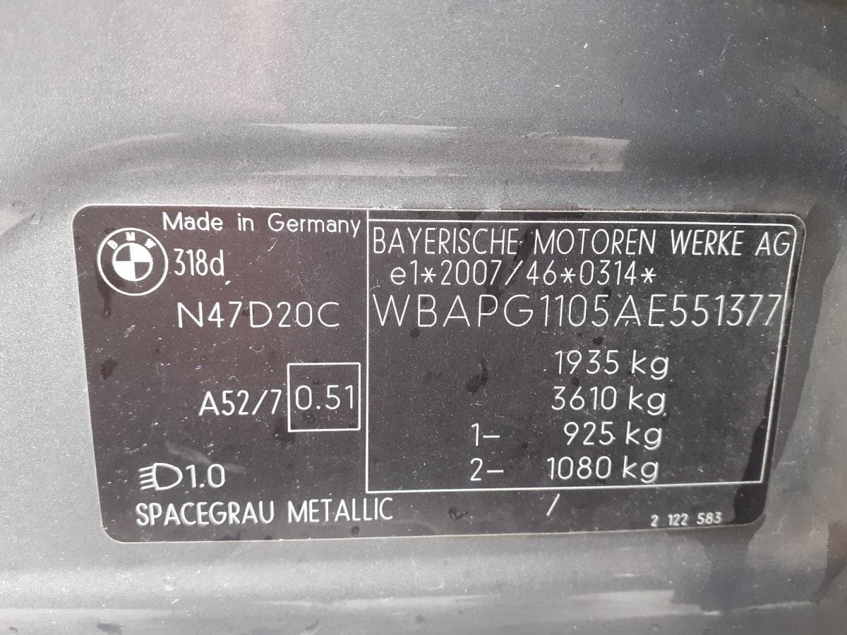 BMW 318D 2.0 · Ano 2010 — imagen 10