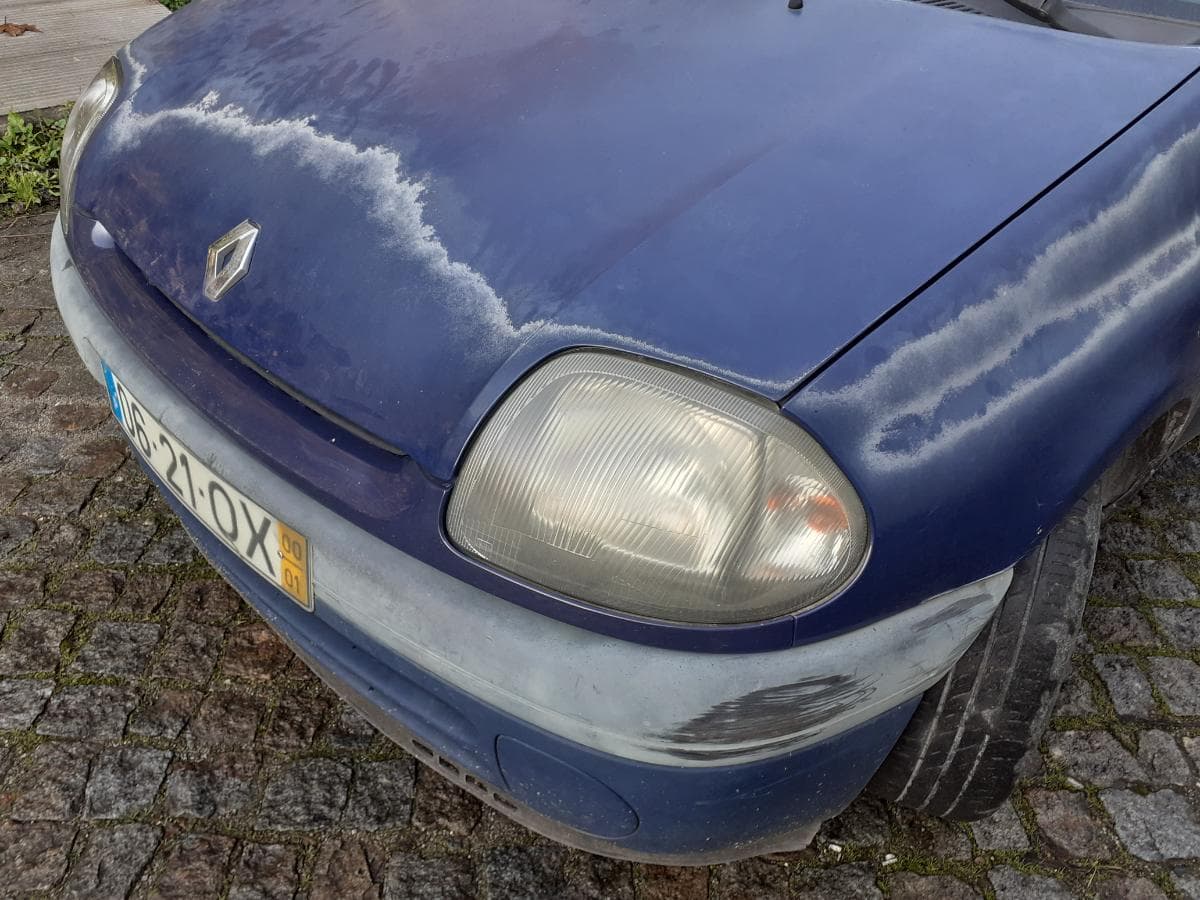 Renault Clio · Paredes — image 8