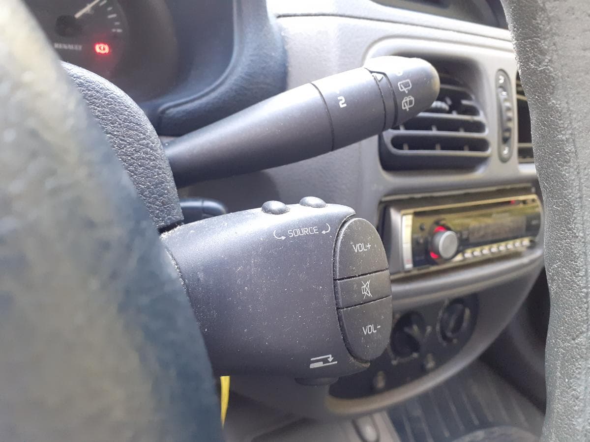 Renault Clio · Paredes — image 20