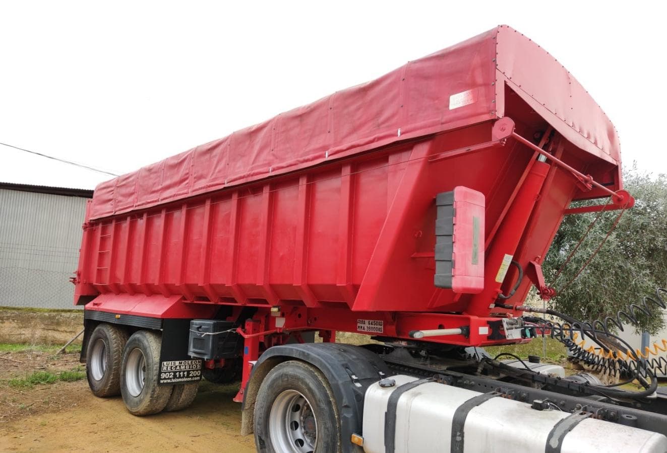 ESPANHA · Cabeza Tractora Volvo y banera — imagen 3
