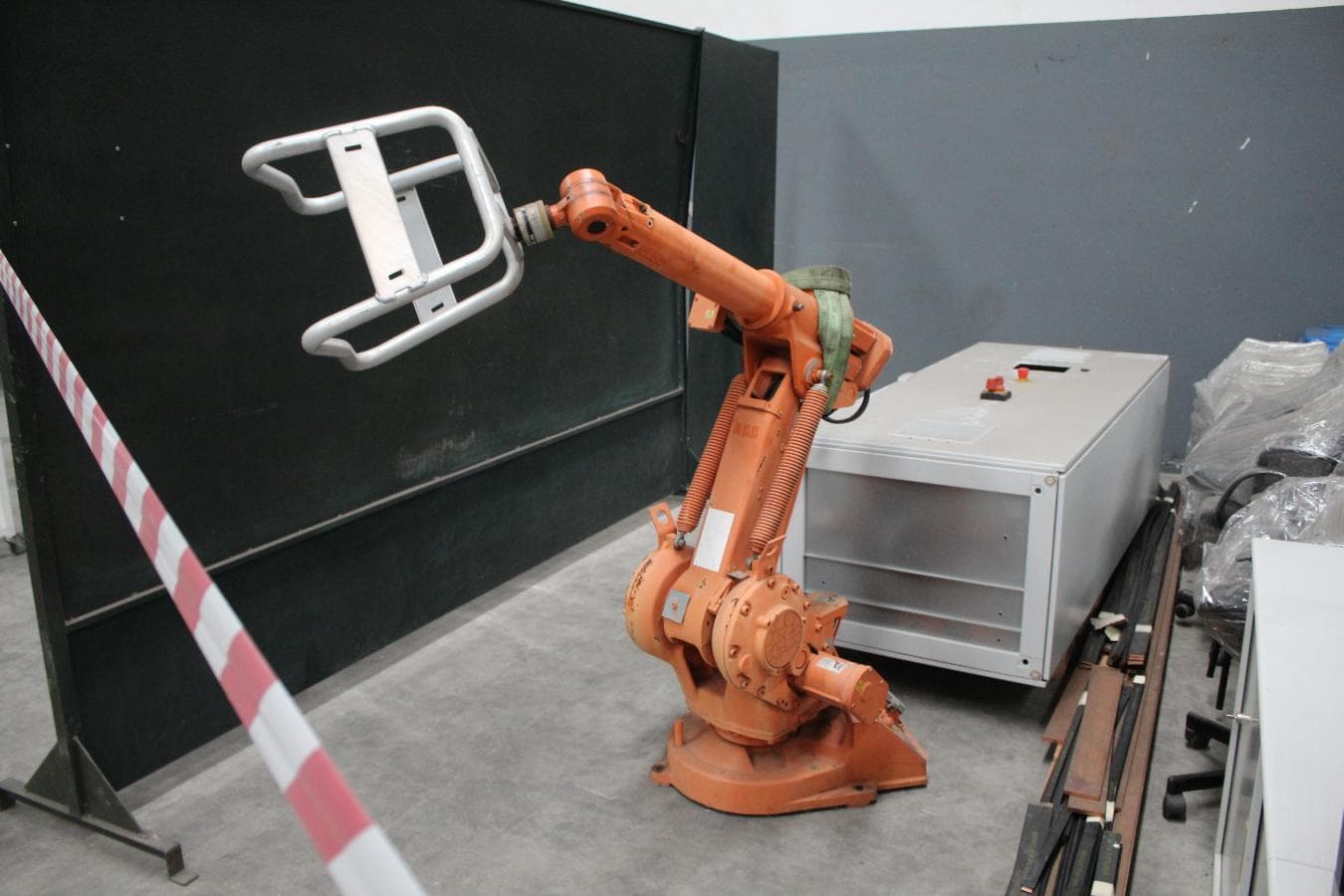 Material Diverso e Equipamento de Escritório — imagem 1