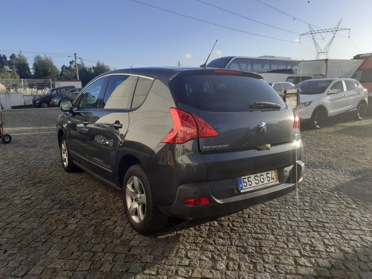 Peugeot 3008 1.6 HDI · Ano 2011 — imagem 4