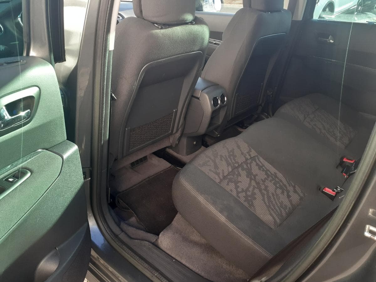 Peugeot 3008 1.6 HDI · Ano 2011 — imagem 13