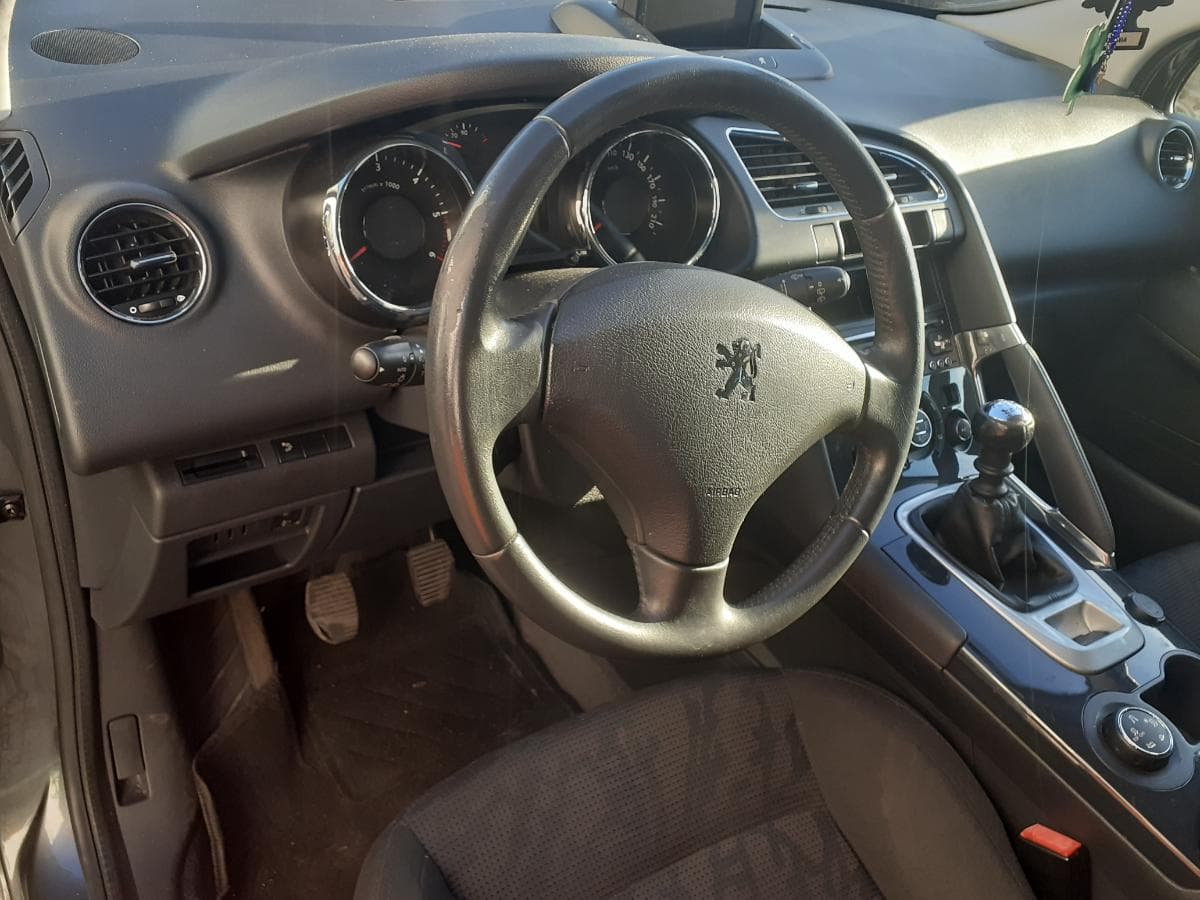 Peugeot 3008 1.6 HDI · Ano 2011 — imagem 17