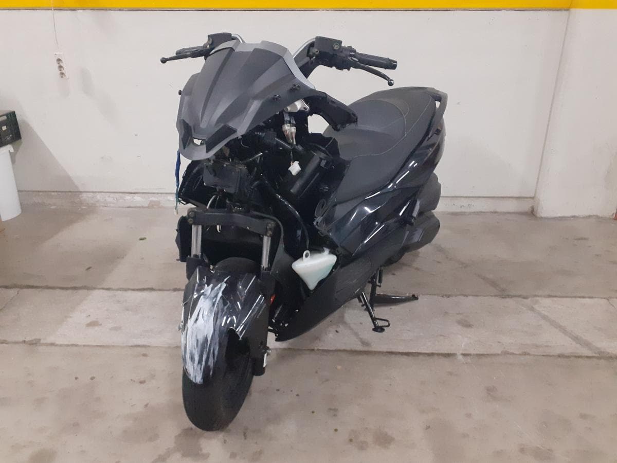 Kawasaki J 300 · Ano 2019
