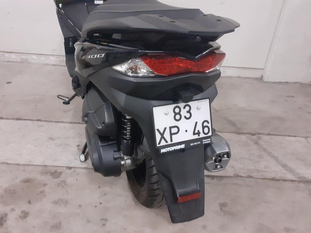 Kawasaki J 300 · Ano 2019 — image 8