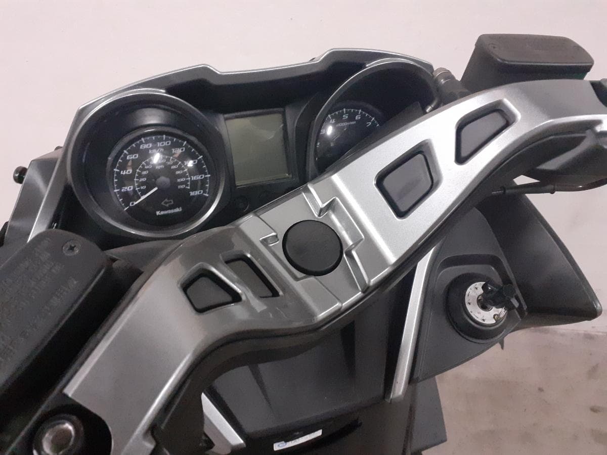 Kawasaki J 300 · Ano 2019 — image 6