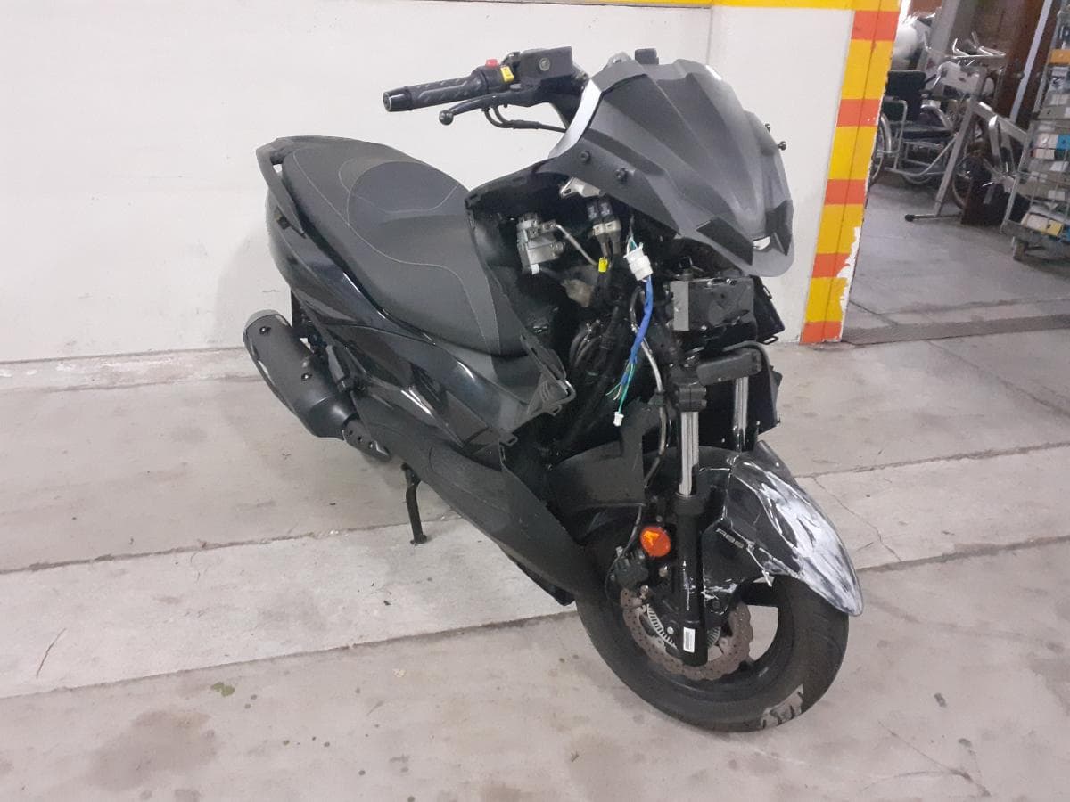 Kawasaki J 300 · Ano 2019 — image 2