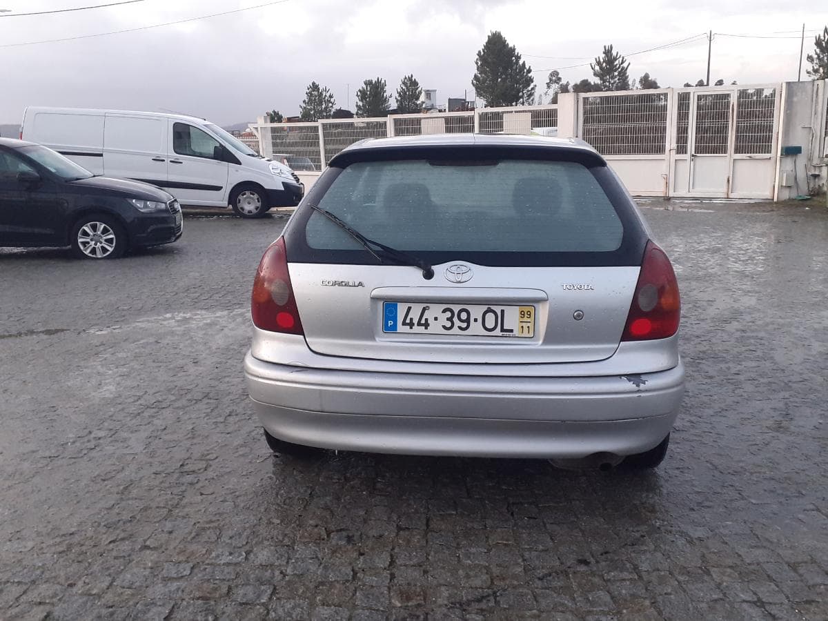 Toyota Corolla 2.0D Van · Ano 1999 — imagen 5