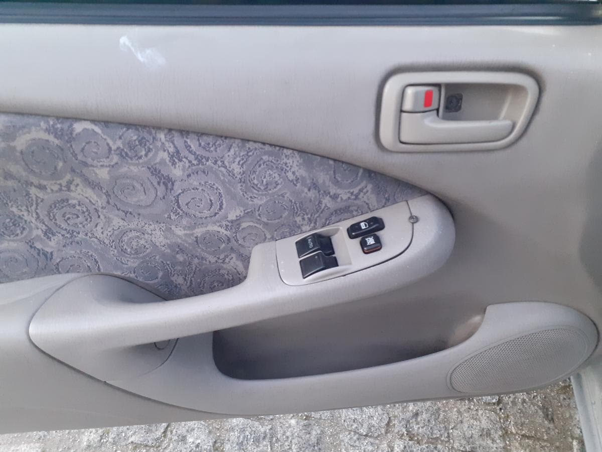 Toyota Corolla 2.0D Van · Ano 1999 — imagen 14