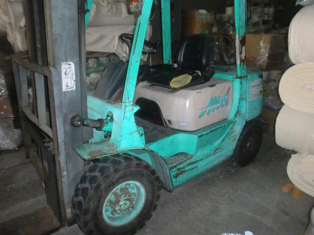 Chariot élévateur à gaz — image 3