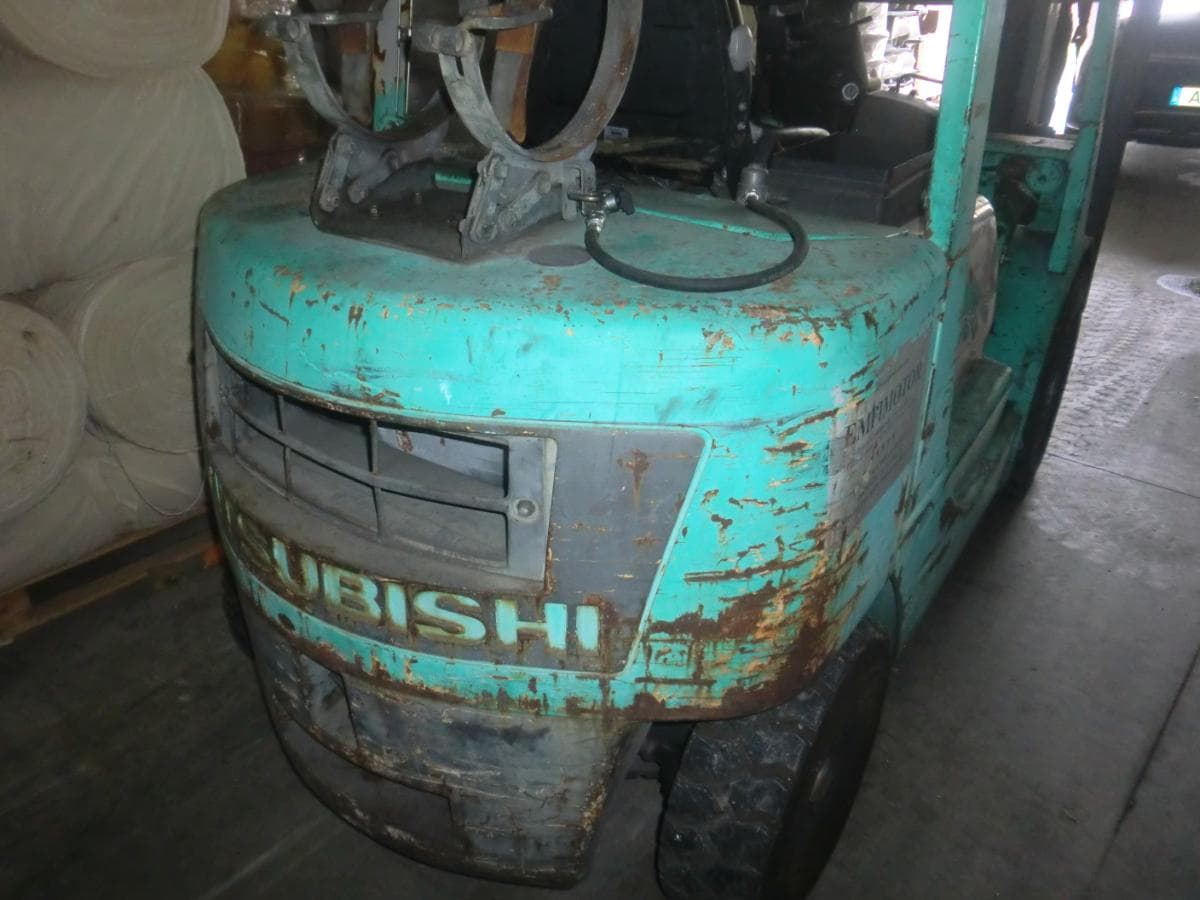 Chariot élévateur à gaz — image 4