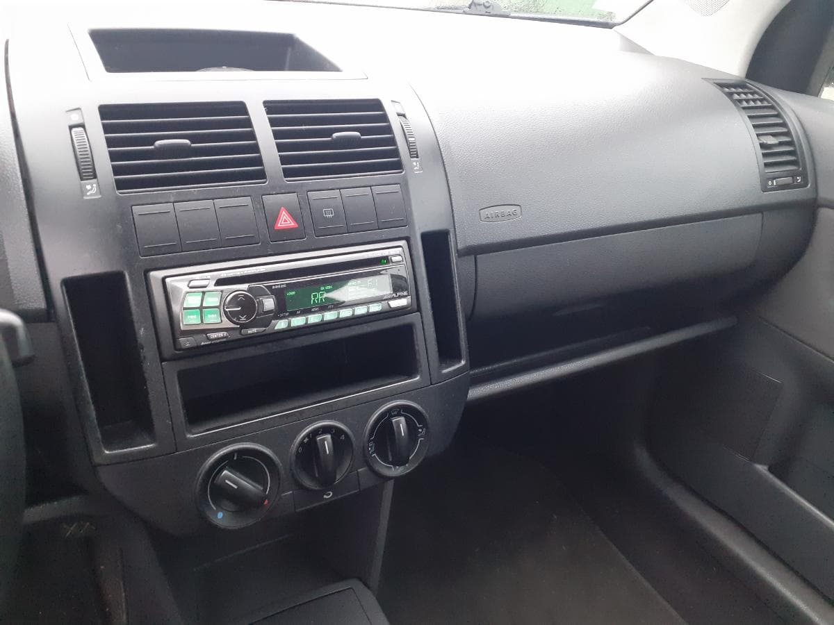Volkswagen Polo 1.2 · Ano 2003 — imagen 14