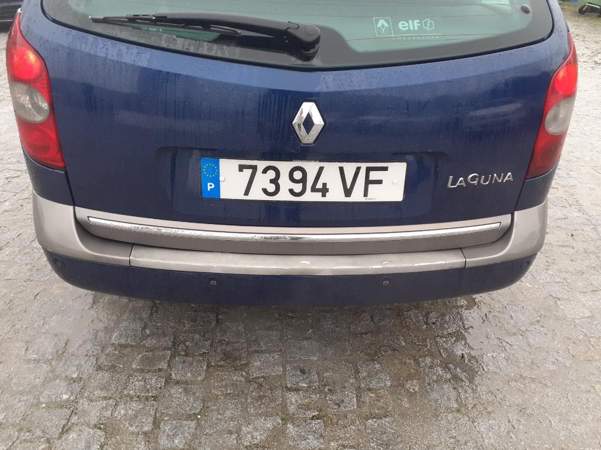 Renault Laguna 1.9 DCI · Ano 2003 — imagen 7