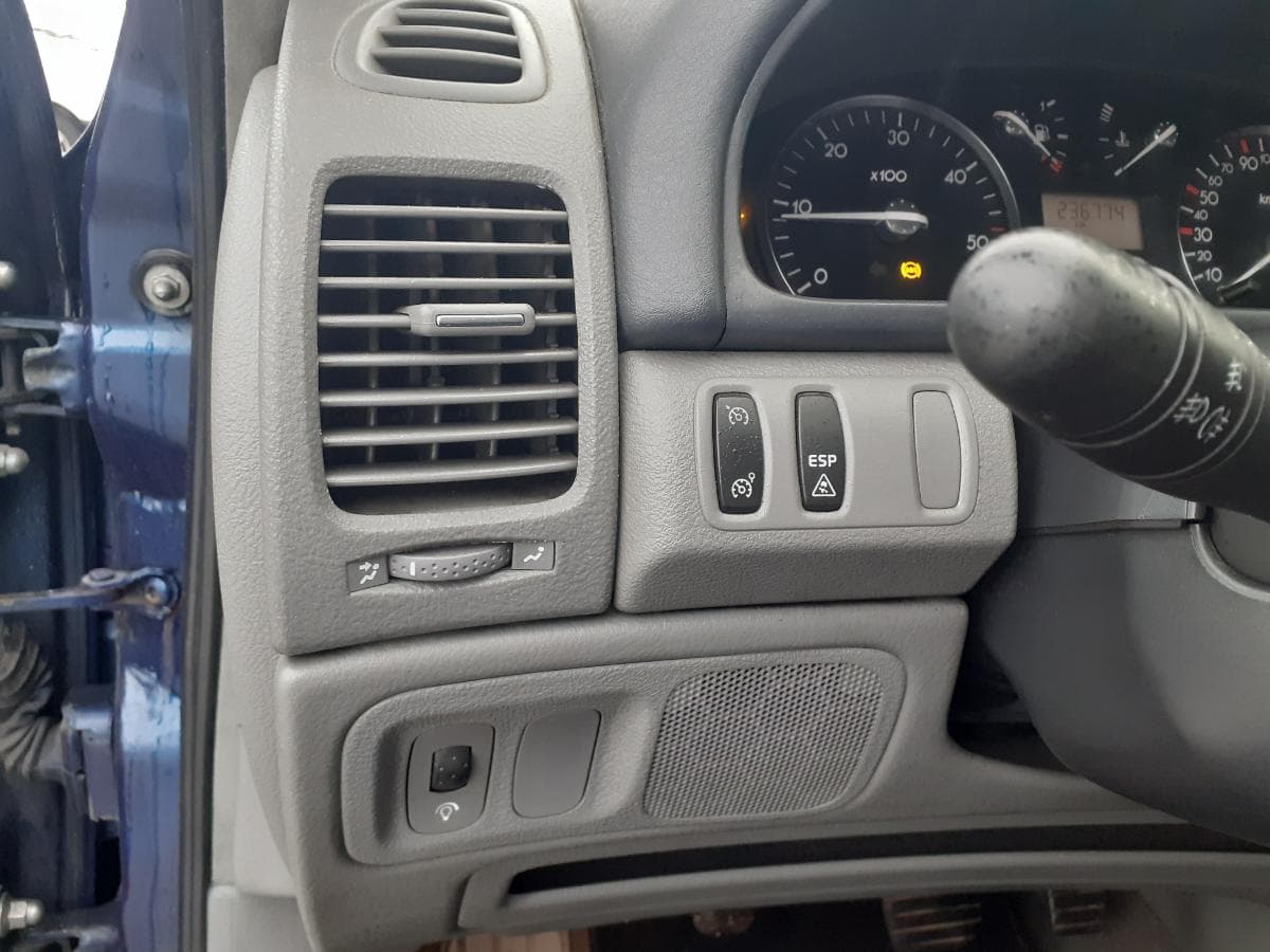 Renault Laguna 1.9 DCI · Ano 2003 — imagen 14