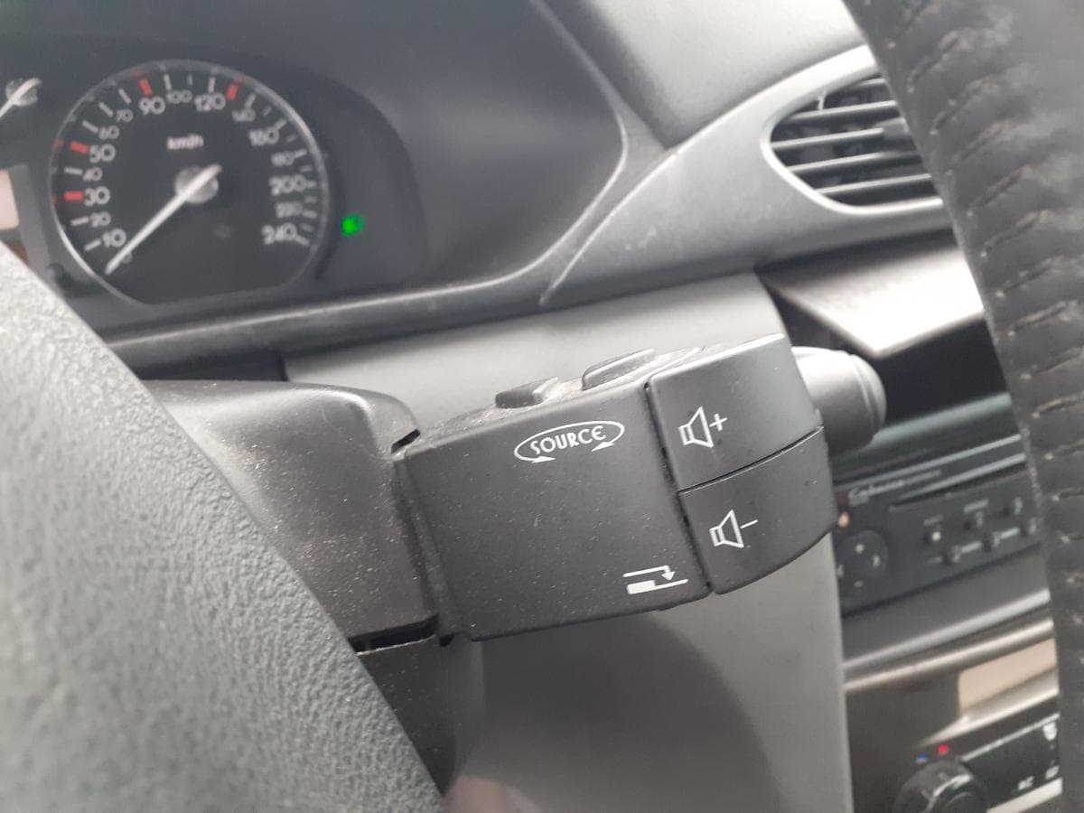 Renault Laguna 1.9 DCI · Ano 2003 — imagen 16