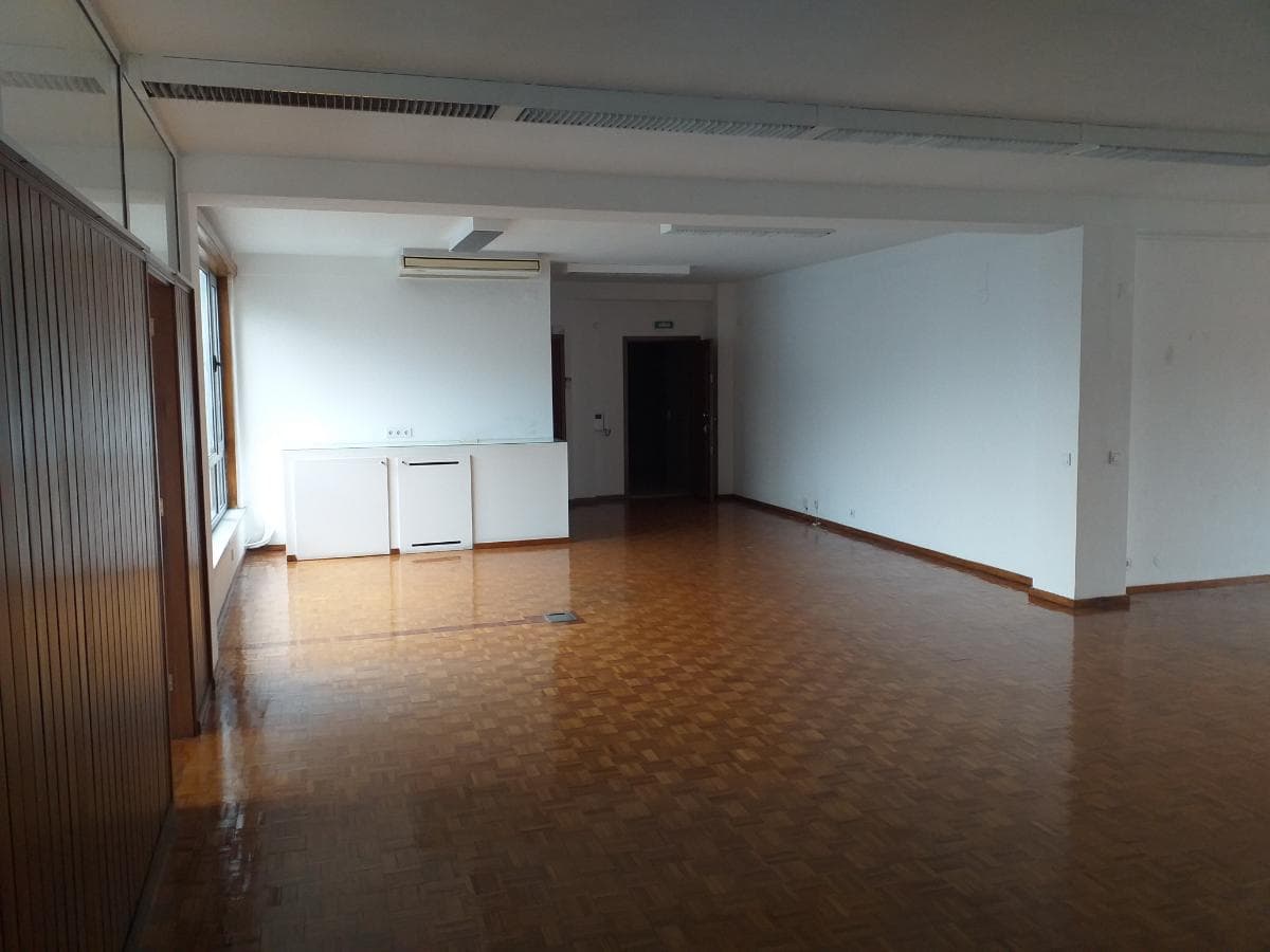 Oficina · Porto — imagen 8