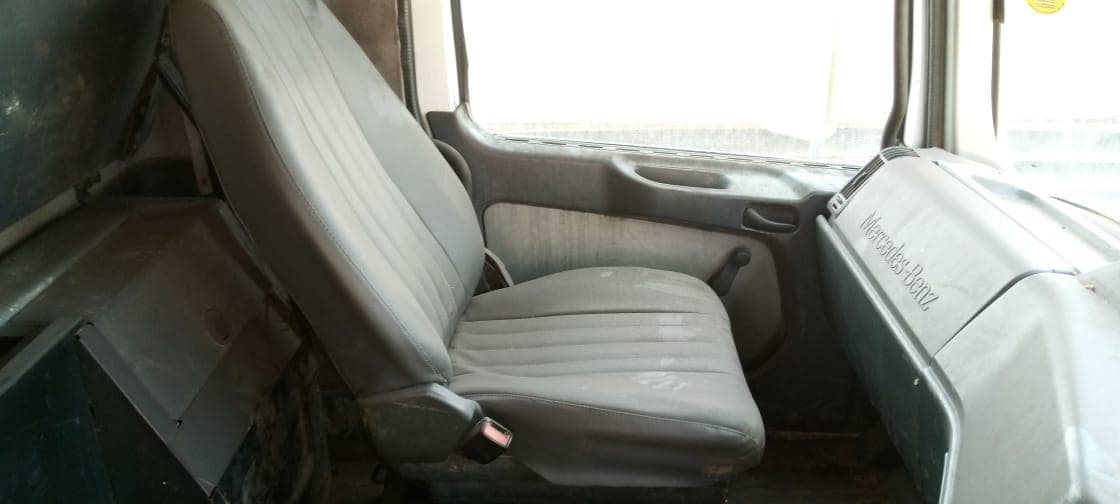 Camião cisterna  Mercedes Benz · — image 3