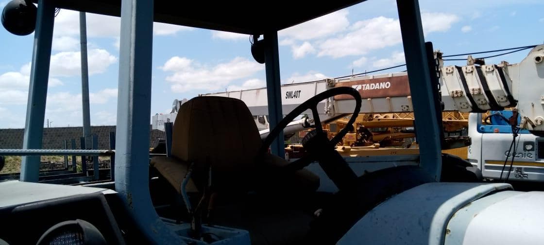 Tractor John Deere com Atrelado · — image 4