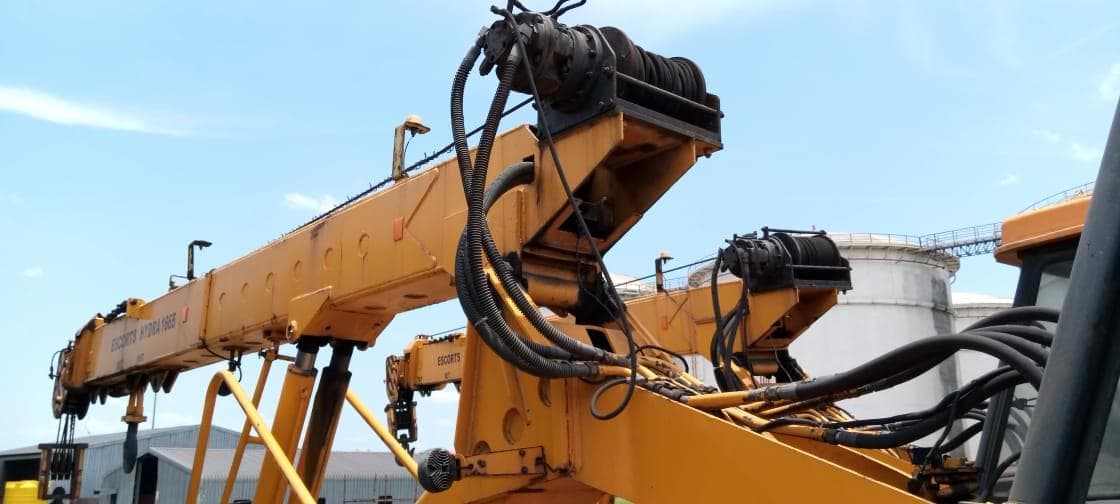 Grua Escorts Hydra 1665 - 16 Ton · — image 9