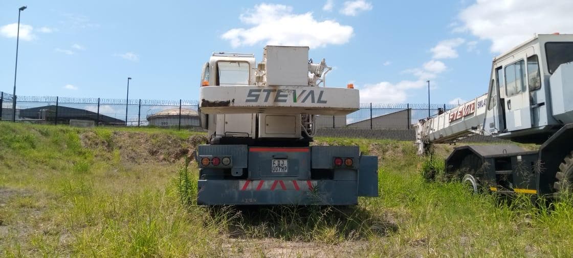 Grua XCMG 25 Ton · — image 5