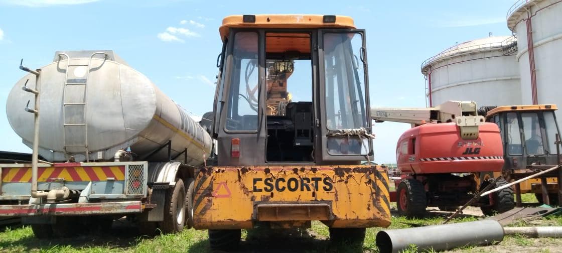 Grua Escorts Hydra 1665 - 16 Ton · — image 17