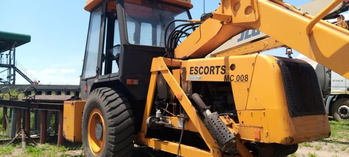 Grua Escorts Hydra 1665  - 16 Ton · — imagen 8