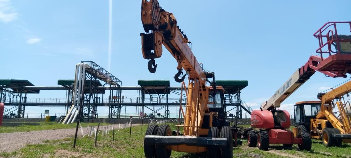 Grua Escorts Hydra 1665  - 16 Ton · — imagen 1