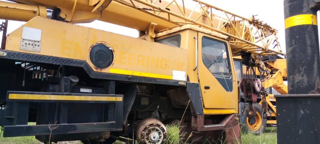 Grua XCMG 25 Ton · — image 7