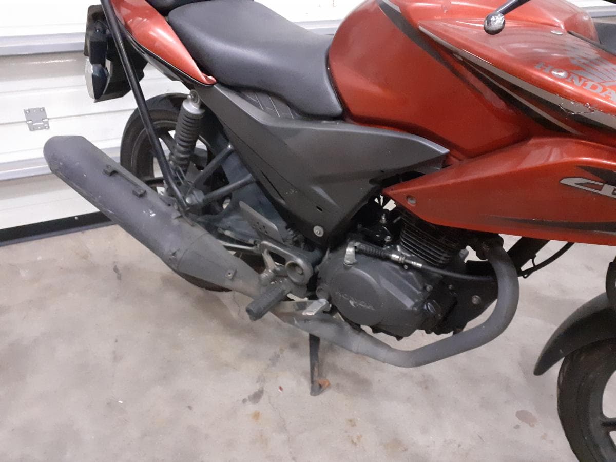 Honda CBF · Année 2014 — image 6