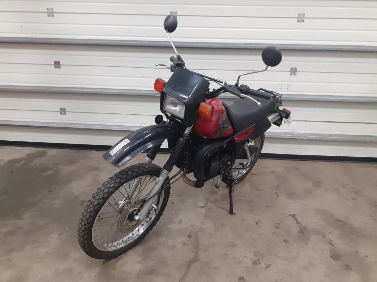 Yamaha DT · Ano 2001 — image 2